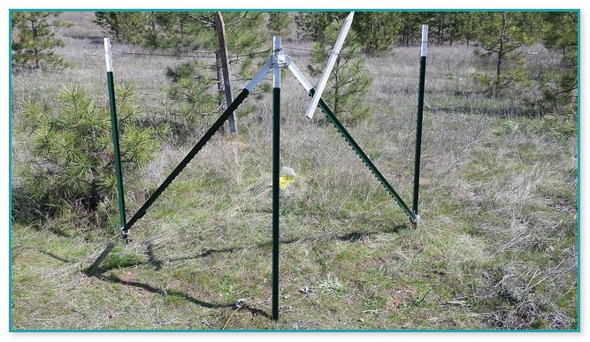 Corner Posts Field Fence