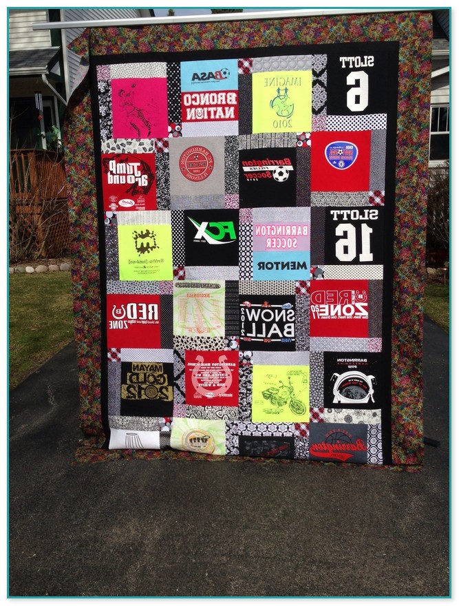 Portable Quilt Display Stand