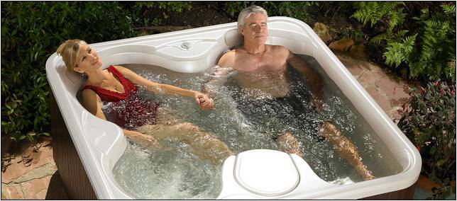 3 Person Hot Tub Canada