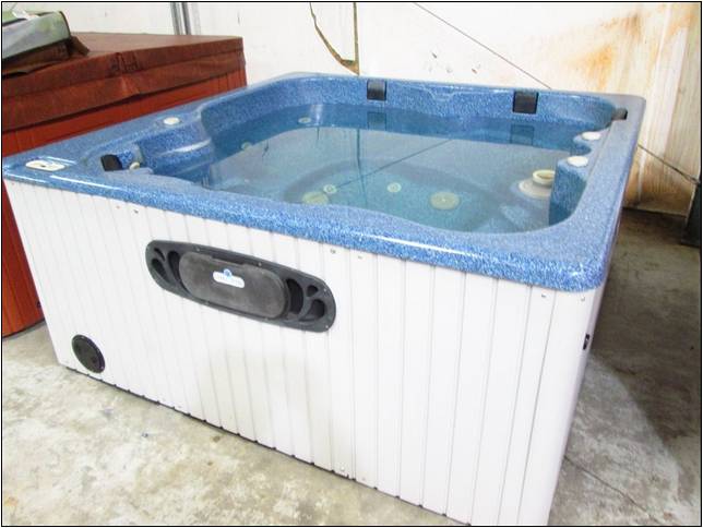 Great Lakes Hot Tub Cup Holders