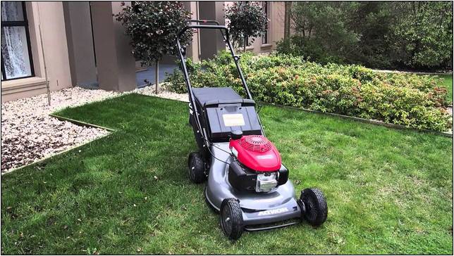 Honda Commercial Push Lawn Mower