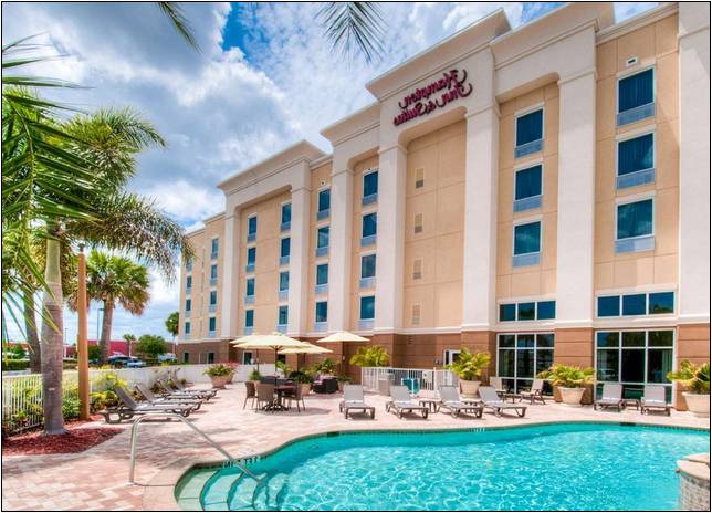Hotels With Hot Tubs Fort Myers